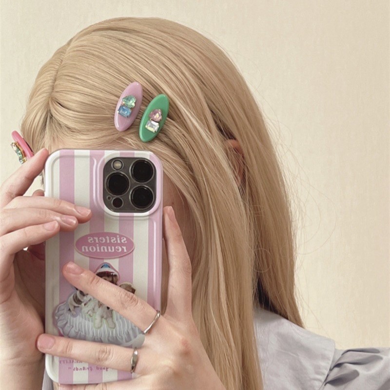 A new Korean-style hair clip with an InS-style side clip and a high-end feel, featuring a contrasting color heart rhinestone small hair clip and a duckbill clip Specification drawing