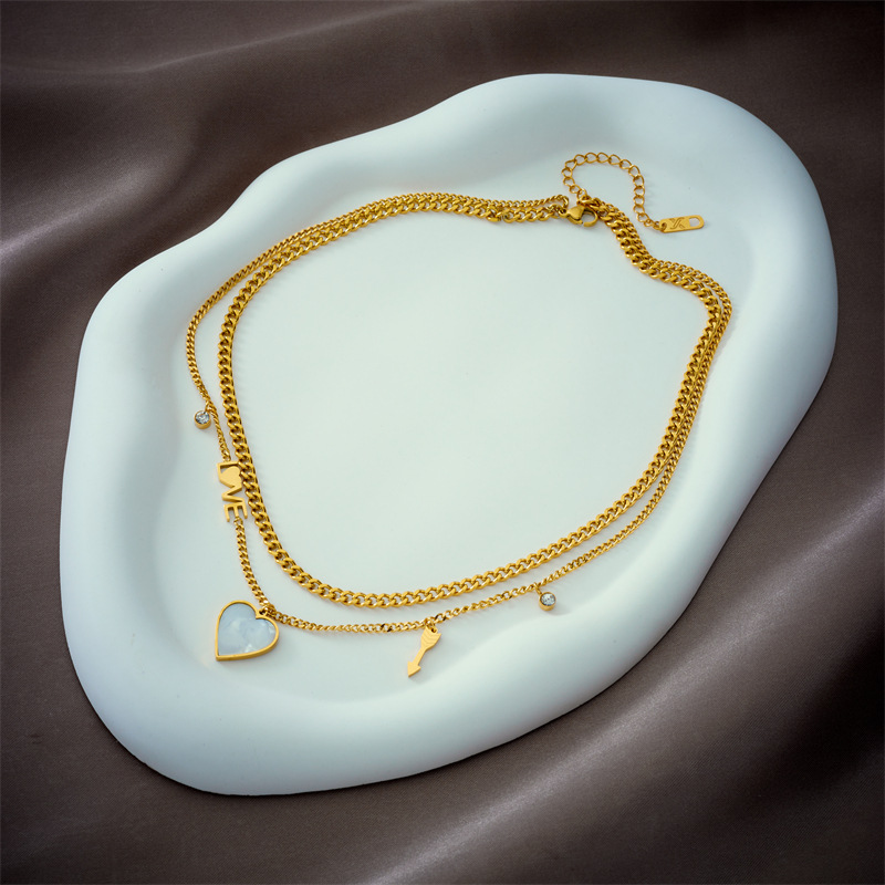 This is a trendy and versatile Japanese and Korean fashion, heart-shaped Instagram, minimalist double-layer titanium steel collarbone necklace that won't fade Specification drawing