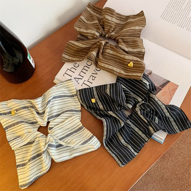 The blogger's retro striped square large intestinal hair band, square scarf, hair tie, low ponytail hair tie, hair tie, hair band and hair accessory full figure