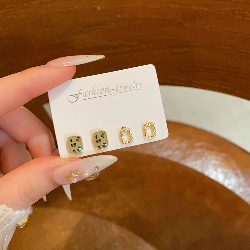 Leopard print geometric stud earrings for women, a versatile golden hollowed-out square set of earrings, a new trendy and elegant ear accessory from 2025 full figure