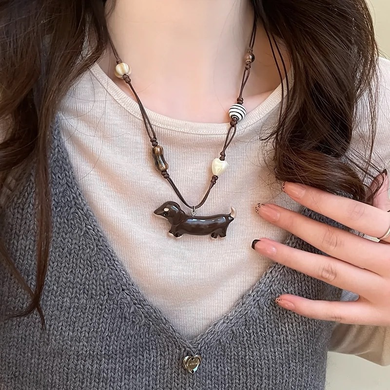Cute ceramic Dachshund pendant necklace for women, unique, fashionable and stylish, versatile necklace sweater chain Application Scenario