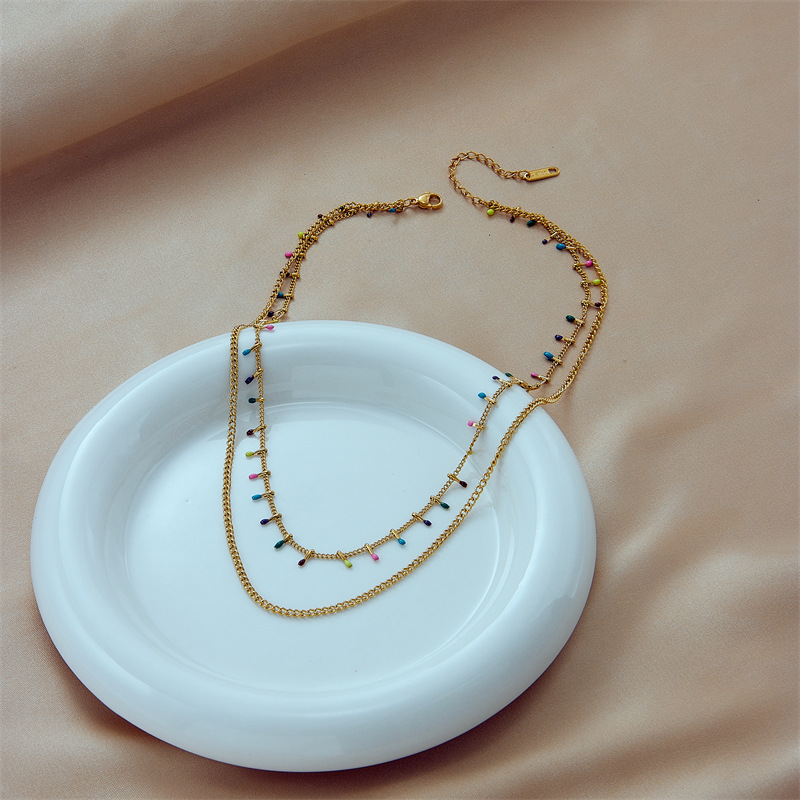 A new, niche design from Europe and America with colorful enamel craftsmanship collarbone chain, fashionable, retro and versatile double-layer titanium steel necklace Specification drawing
