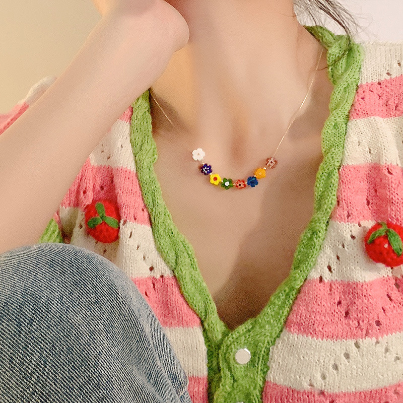 Colorful glass flower beaded necklace, sweet collarbone chain for women in summer, ins trendy, light luxury, niche design, sweet and cool style details Picture
