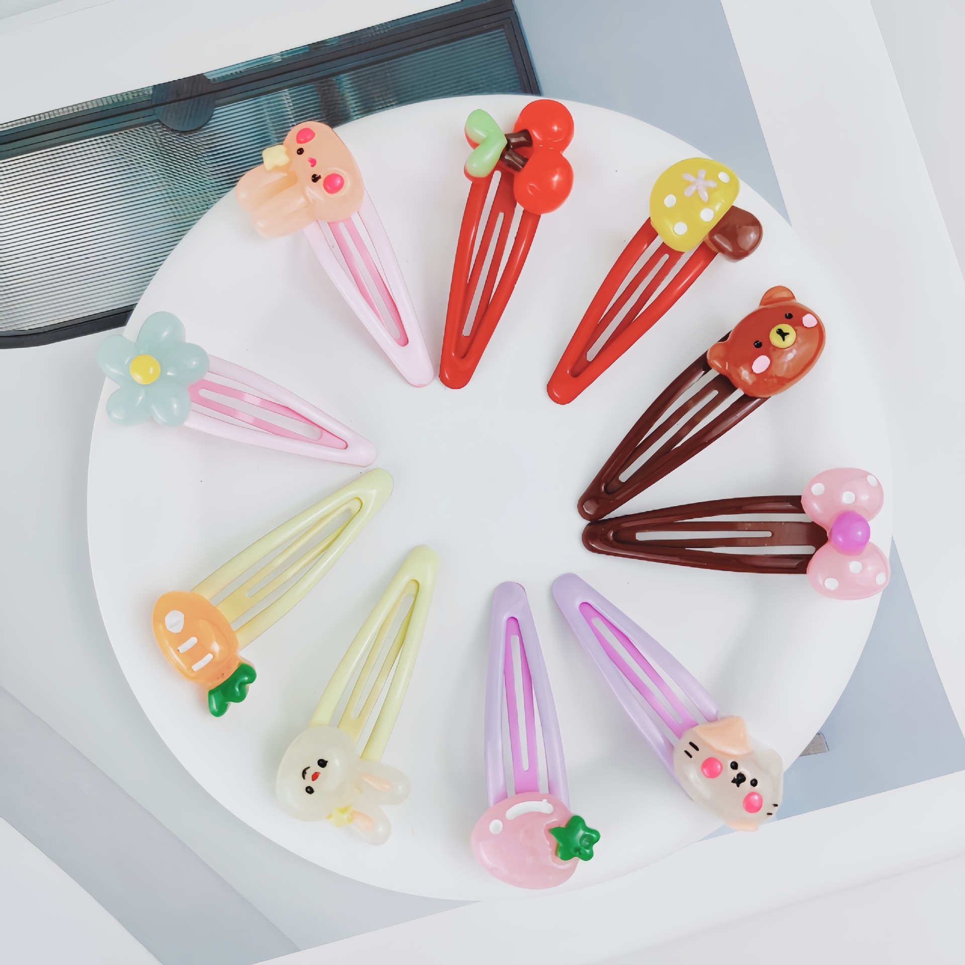 Children's hair clips, girls' side bangs clips, cartoon bb clips, new 2024 girls' headwear, five-pointed star hair clips Specification drawing