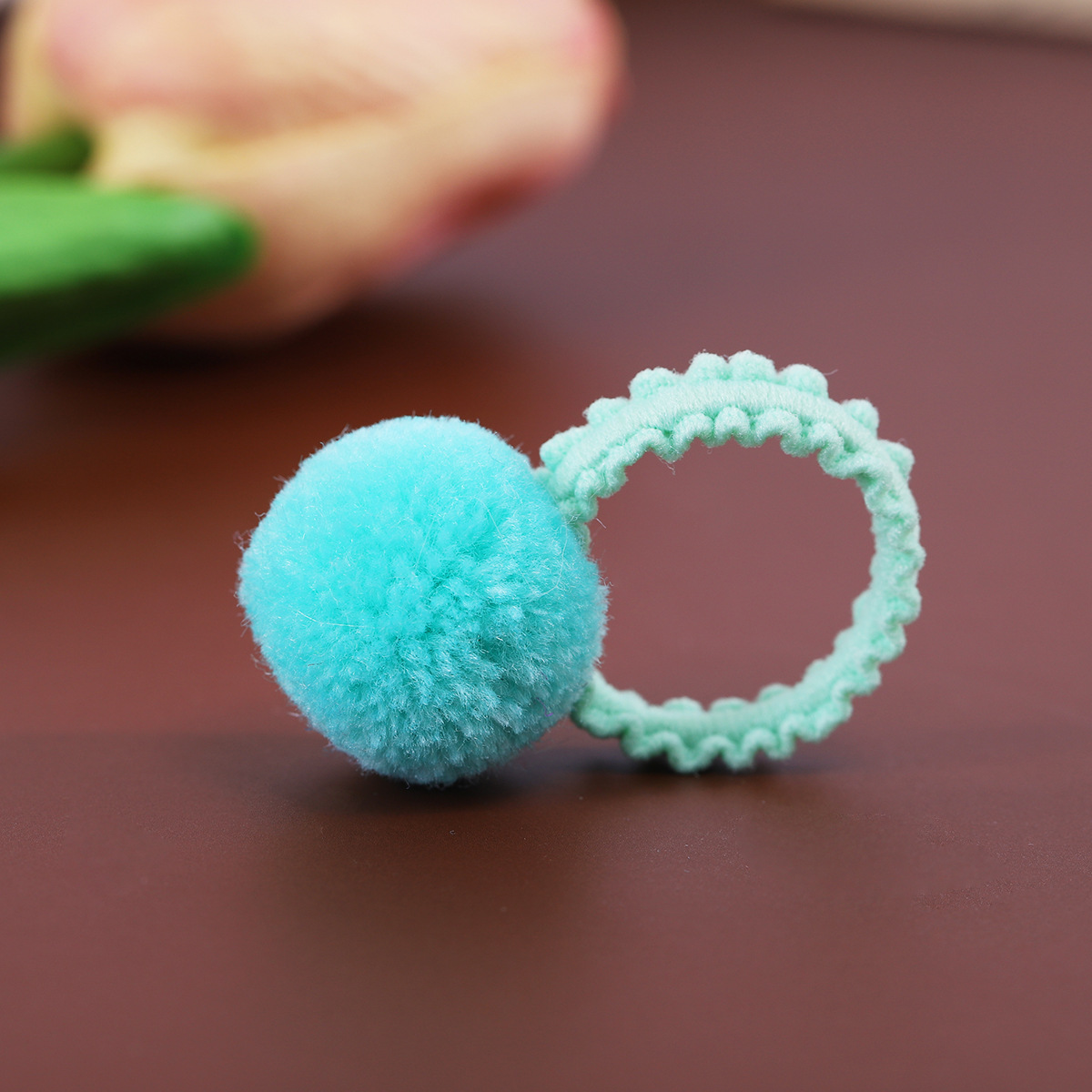 The new autumn and winter children's plush cartoon hair band, high-elasticity lace hair tie and cute rubber band won't damage girls' hair Application Scenario