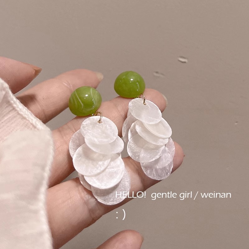 Avocado green forest-themed earrings, women's tassel long earrings and earrings, 2025 new internet-famous bestseller stud earrings full figure