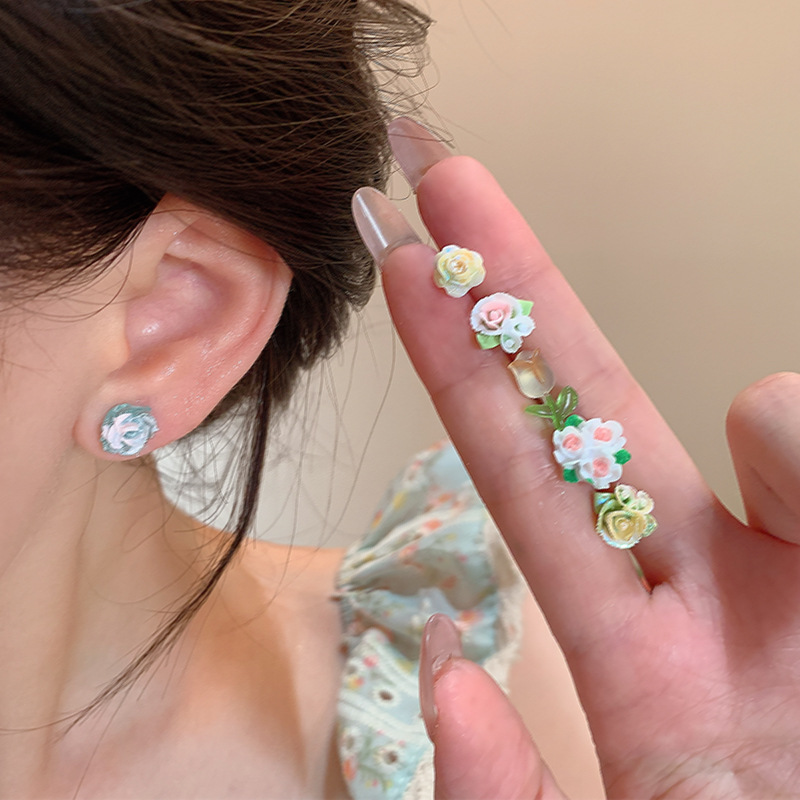 Pink flower butterfly six-piece set earrings, resin stud earrings, sweet, fresh and simple design of women's earrings Application Scenario