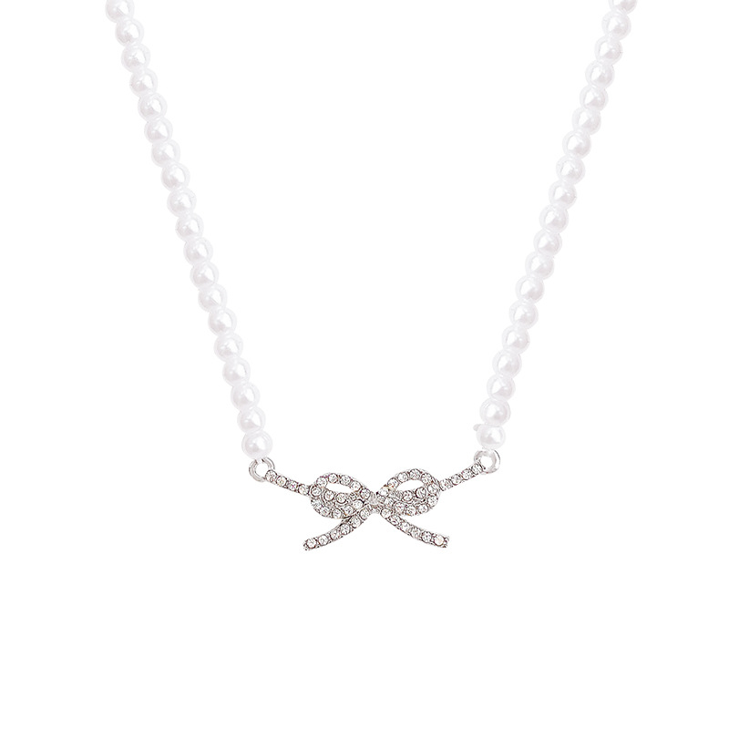 French bow pearl necklace for women's 2025 new bestseller collarbone chain, high-end and unique, a trendy accessory Item Picture