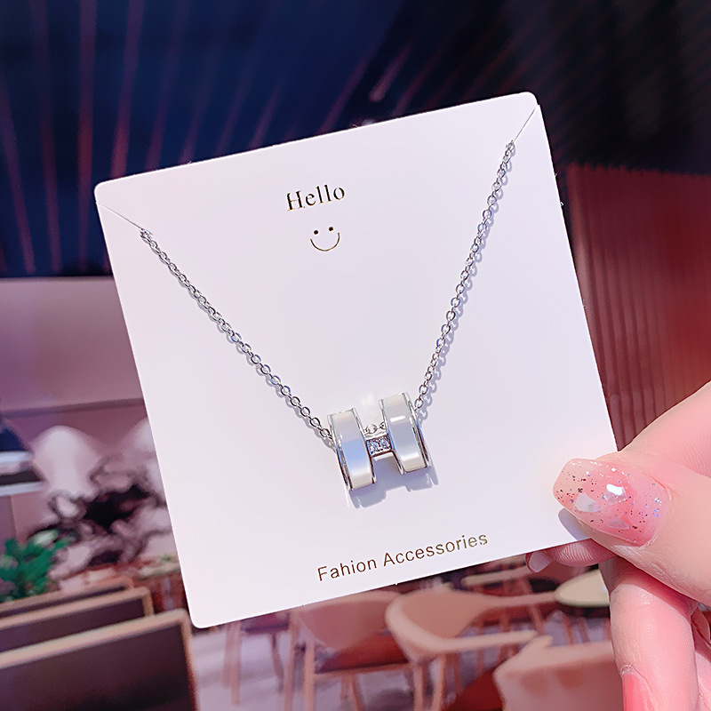 Cat's eye stone high-end H-letter pendant titanium steel necklace for women, a niche light luxury Internet celebrity collarbone chain, real gold electroplated neckchain Specification drawing