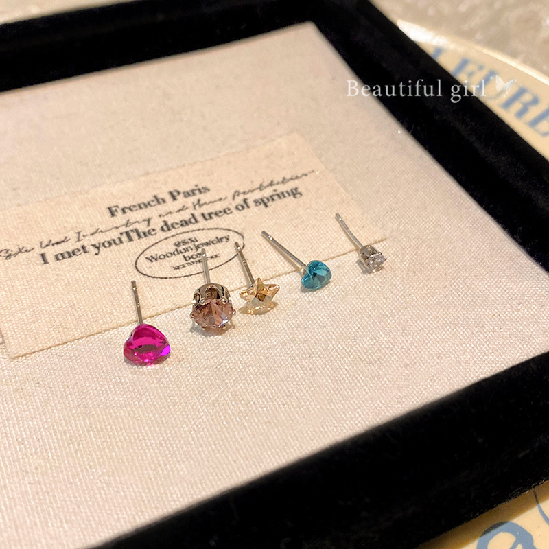 Sparkling diamond, colored zircon stud earrings, women's light luxury, niche and high-end earrings, sweet and small set, best-selling earrings wholesale full figure