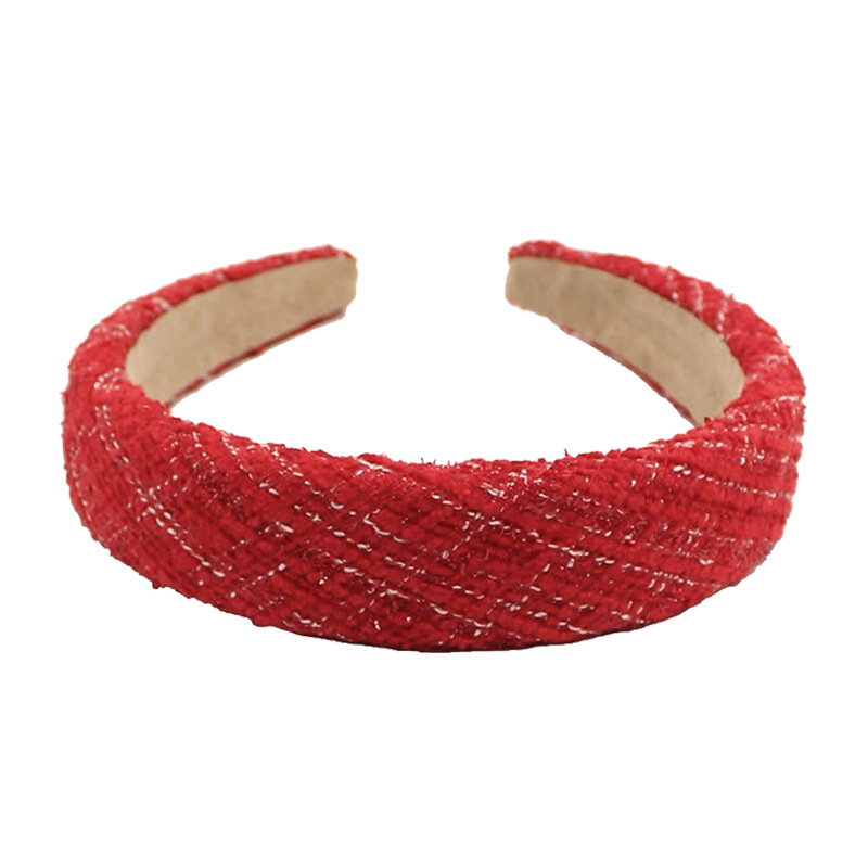 The 2022 New Year's style high top retro red hairband for women, a Korean Internet celebrity hair clipping headband with wide edges Item Picture