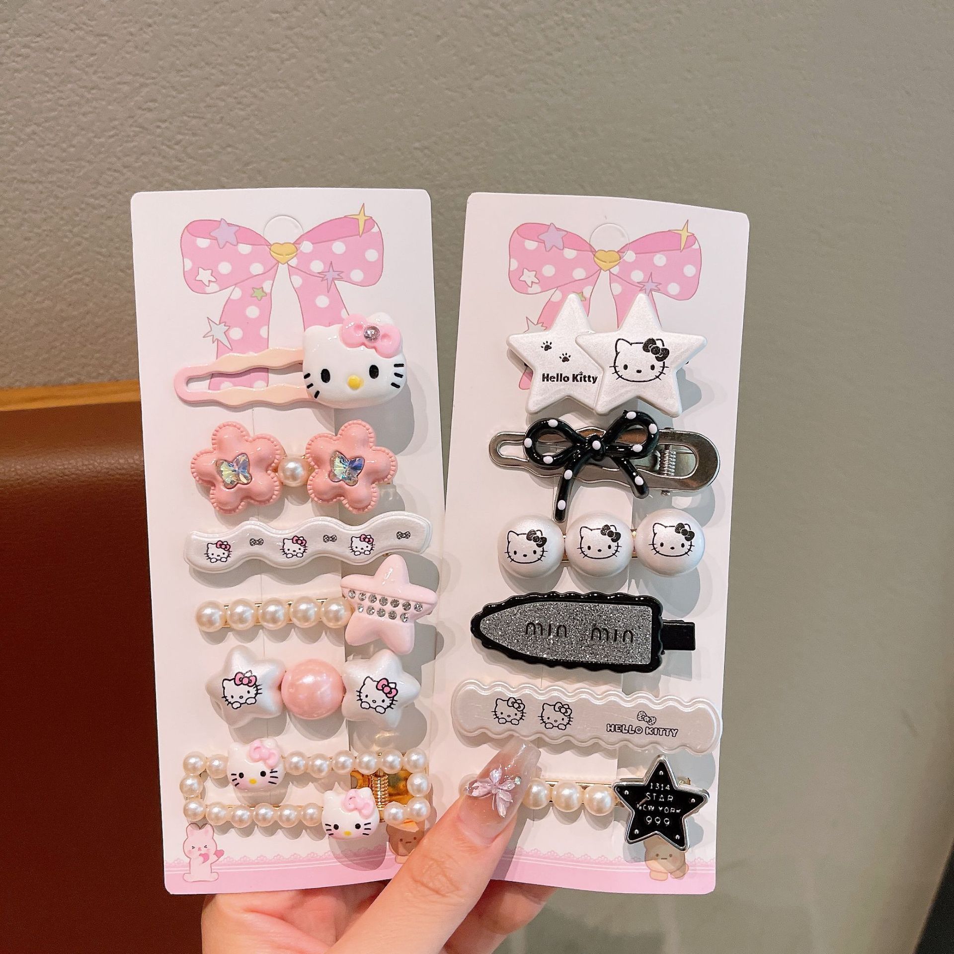 Summer cute cream dopamine children's hair clips, colorful polka dots, sweet hollowed-out clouds, broken bangs side clips Application Scenario