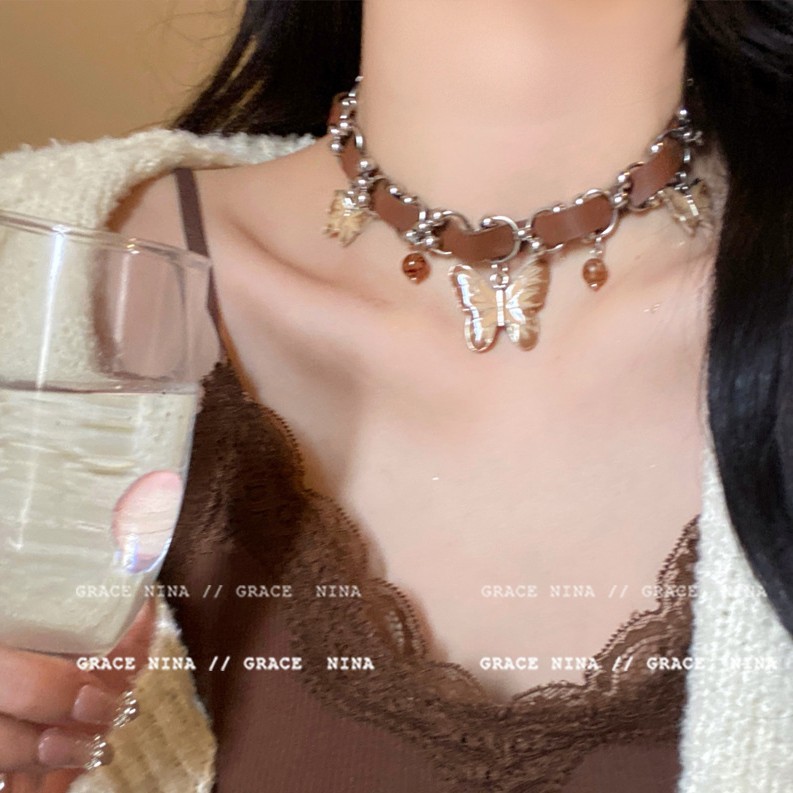 Retro brown Maillard Heavy Industries butterfly necklace, a niche design for women with a high-end feel, and a unique choker leather necklace details Picture