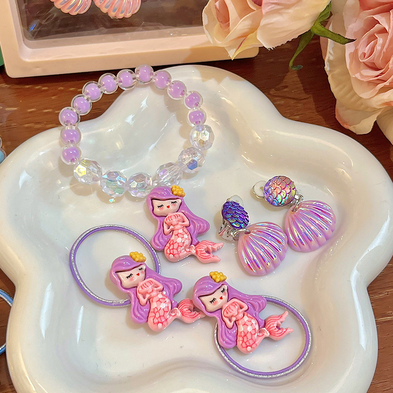New popular mermaid children's bracelet, cute shell painless ear clips, mermaid princess hair tie set gift box Application Scenario