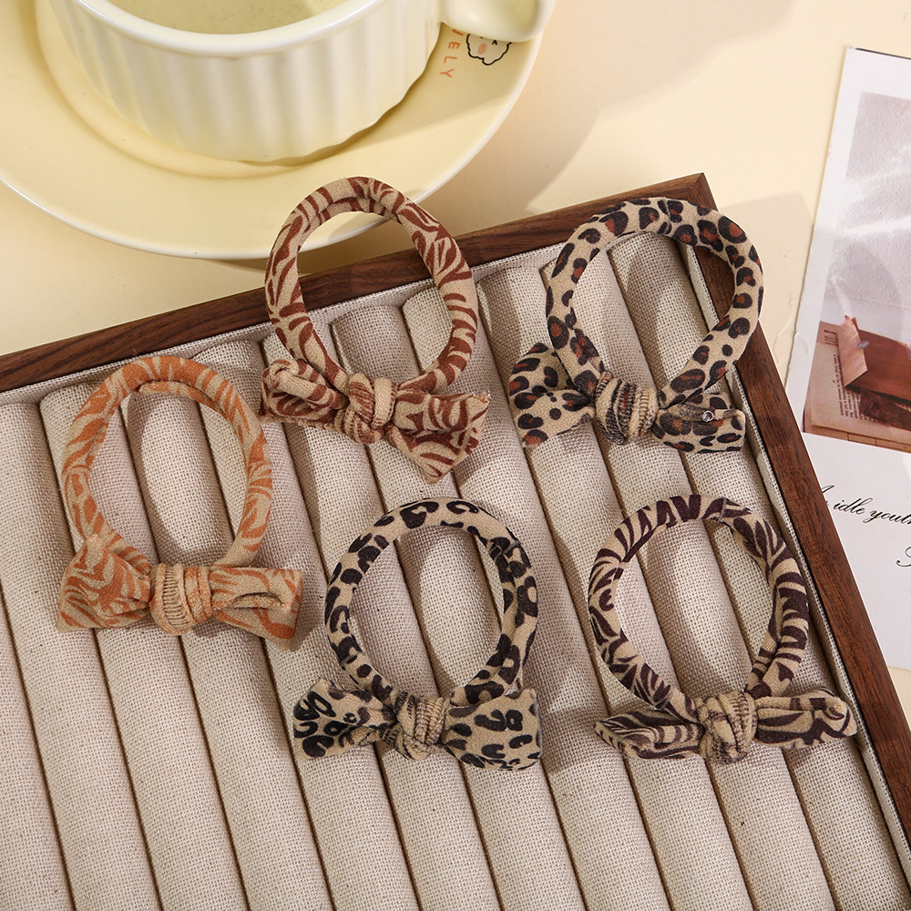 Female 2024 leopard print butterfly hair tie, rubber band hair band, high-end look, ponytail hair tie, no trace, no hair constricting Specification drawing