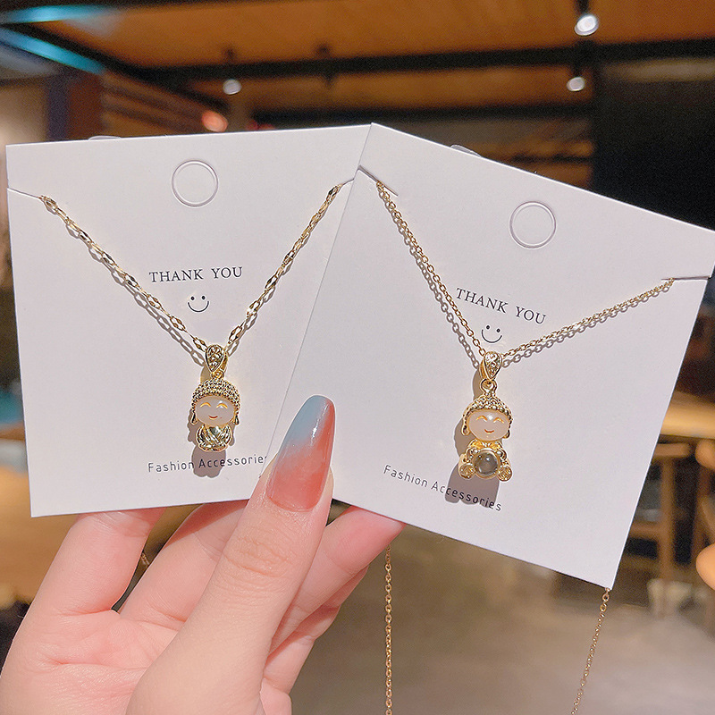 Internet-famous fashionable Chinese-style cute Buddha pendant, titanium steel necklace, women's Instagram trendy light luxury, versatile collarbone chain projection accessory full figure