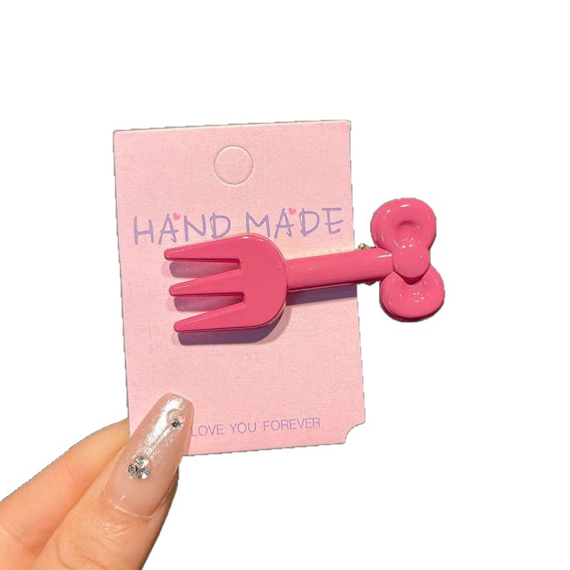 Cute and fun cat fork hair clip, girl's broken hair clip, sweet forehead bangs clip, children's hair clip, girl Item Picture