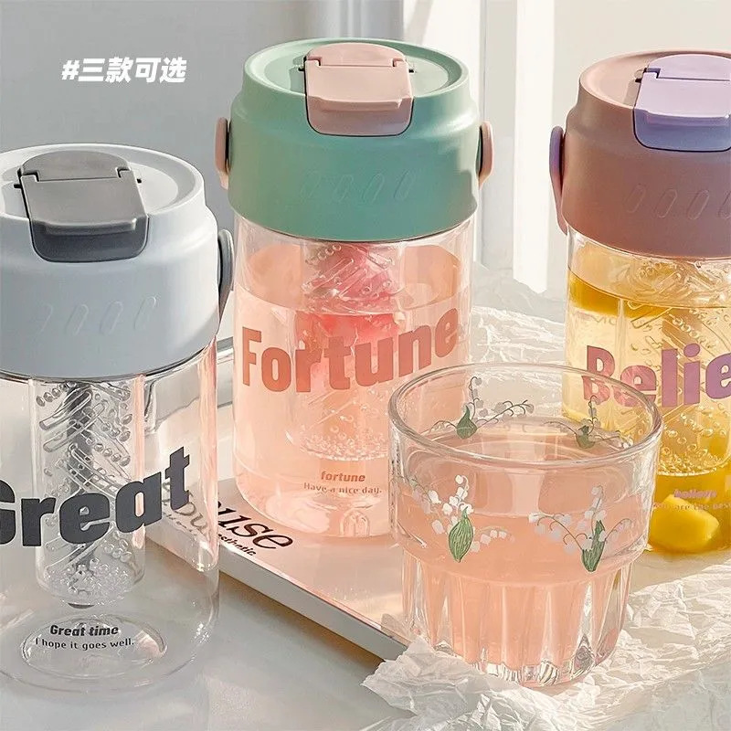 The new summer straw cup for girls, fruit tea with a filter, and the simple student plastic cup join hands to enhance the appearance level details Picture