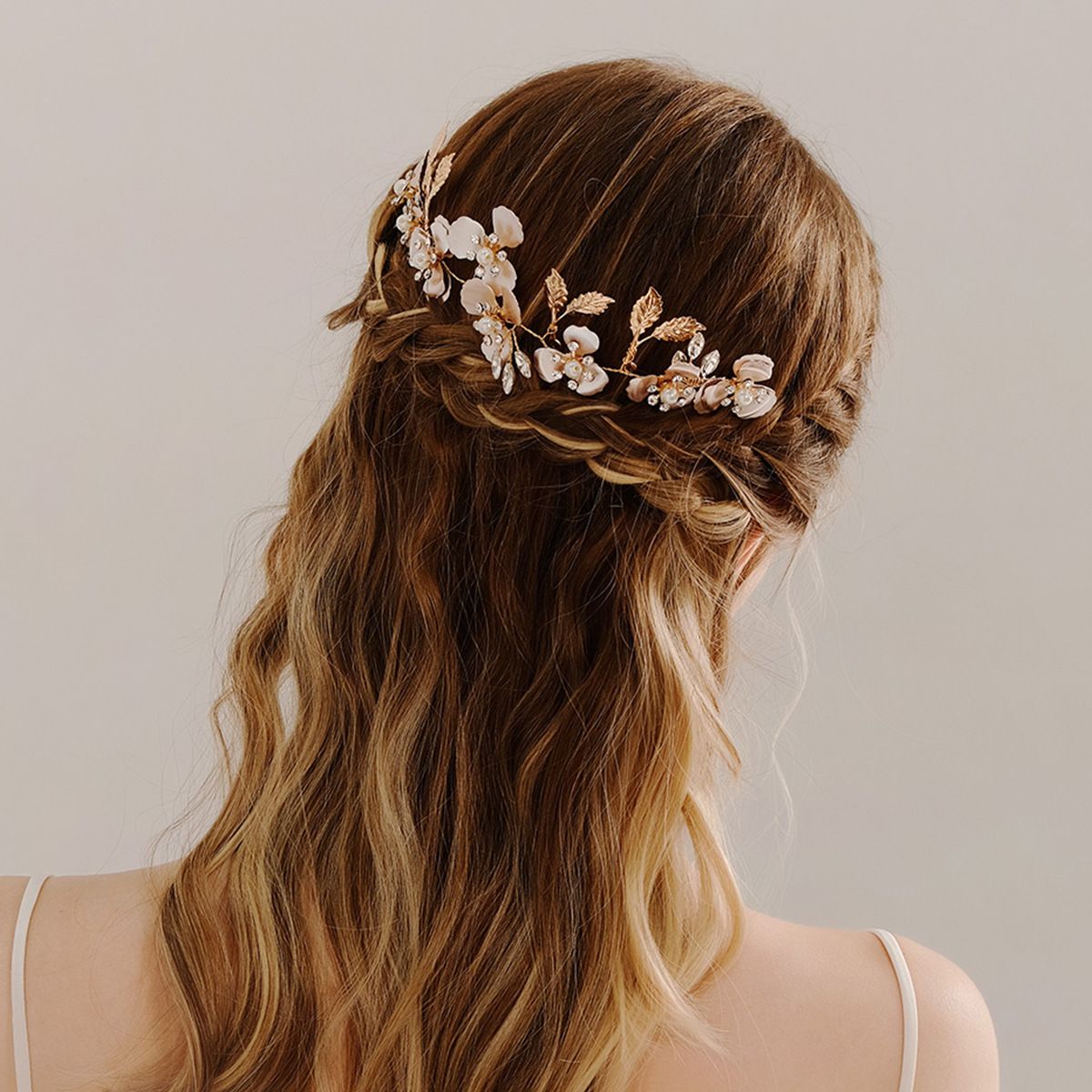 miallo original design wedding accessories, light luxury and exquisite handcrafted headwear, pearl and rhinestone paired combs, updo hair tips full figure