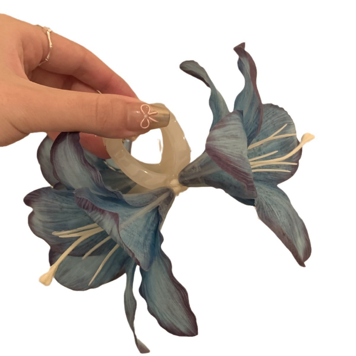 Blue lily flower clipper, new Chinese-style hairpin, hair accessory, updo, hair flower, side hair clip, hair accessory for women Item Picture