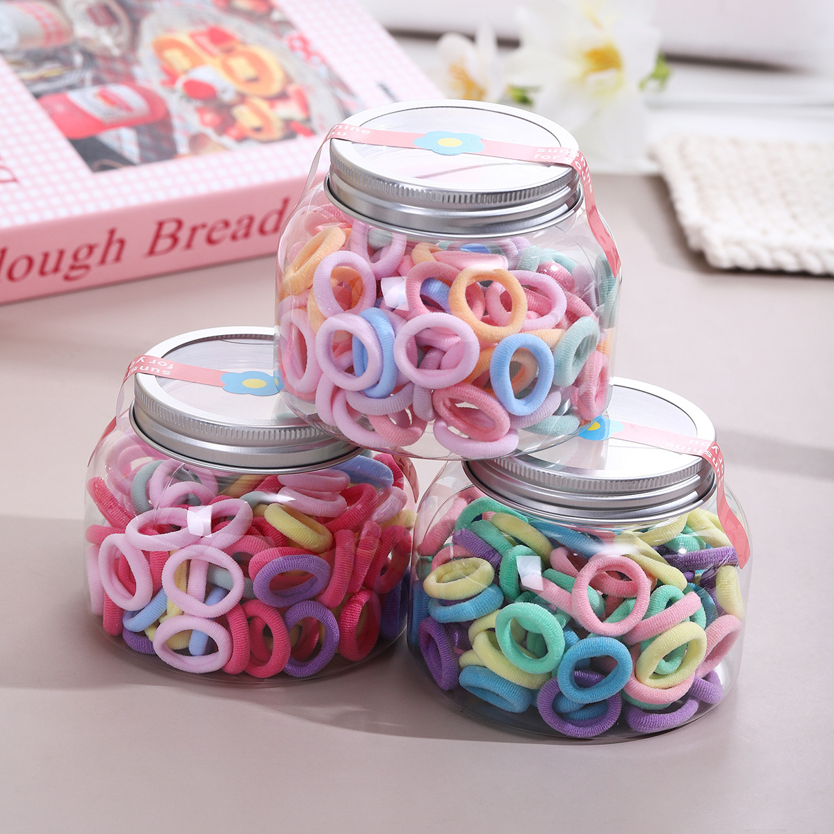 Children's hair bands do not damage hair. Baby towel bands. Cute girls. Candy-colored thumb rubber bands. Hair ties. Headwear full figure