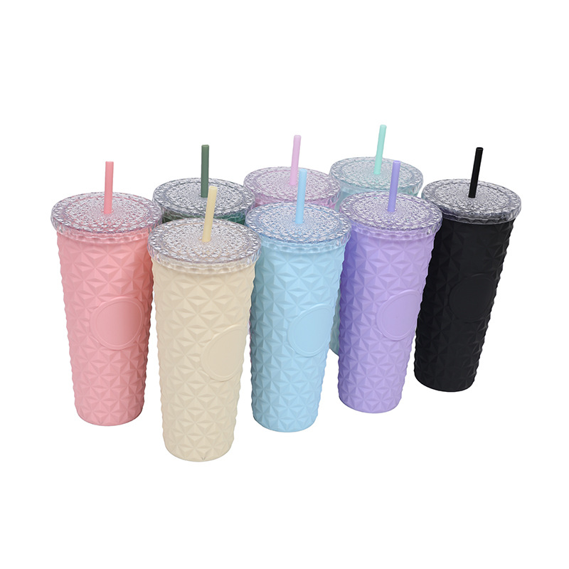 2025 New model factory direct supply 710ml crystal cup, diamond creative Internet celebrity plastic straw cup, Xingba water cup Application Scenario