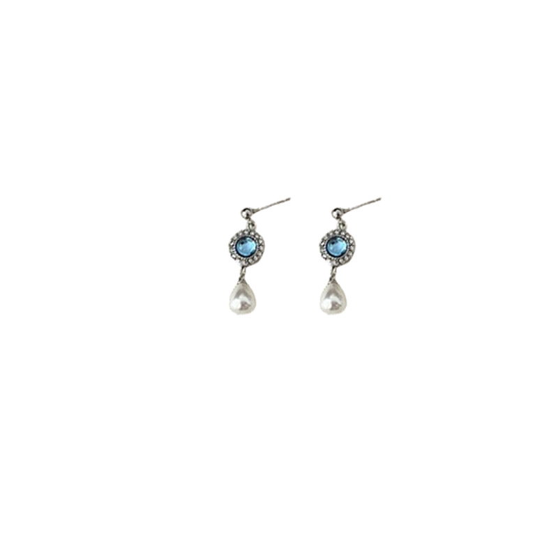 Aquamarine Shijia Pearl Necklace for women, a light luxury and niche collarbone chain, pearl and silver needle earrings and necklace set Item Picture