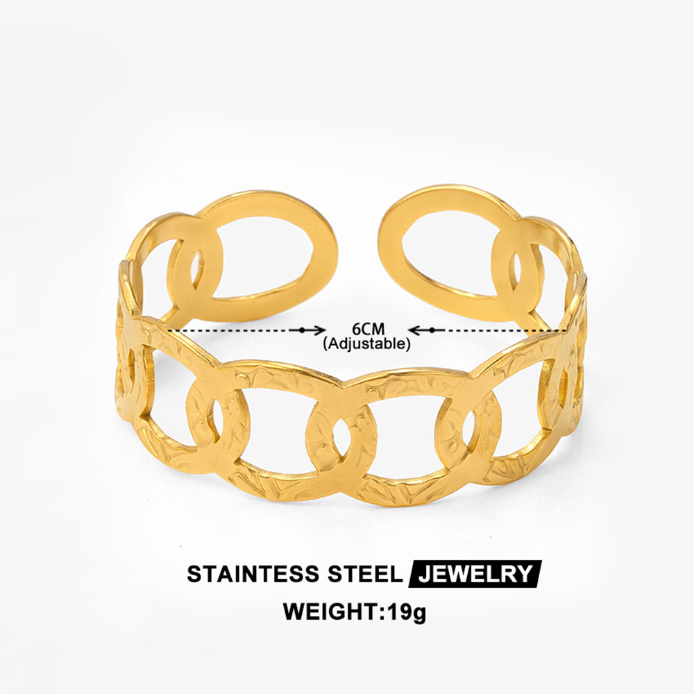 New cross-border exaggerated chain-shaped bracelets from Europe and America, electroplated with gold, with no color fading and a high-end feel, are available for wholesale from the manufacturer Item Picture