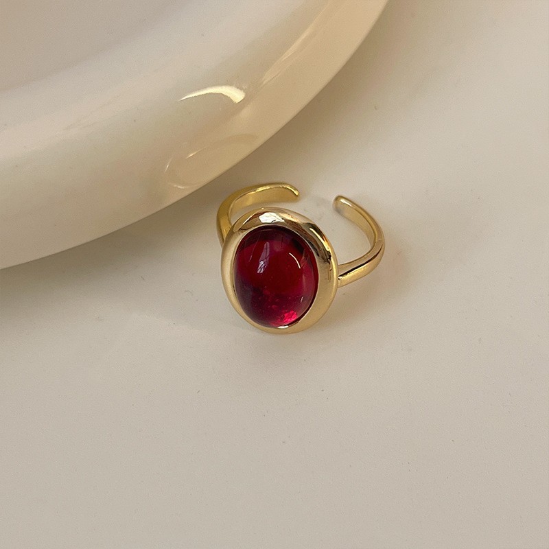 Retro light luxury open ring, a sophisticated and fashionable index finger ring that is popular on the Internet, simple and individual Application Scenario