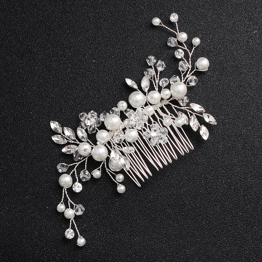European and American bride pearl hair combs, horse's eye water diamonds, hand-arranged combs, crystal flower headwear, wedding gowns, evening gowns, updo hair accessories full figure