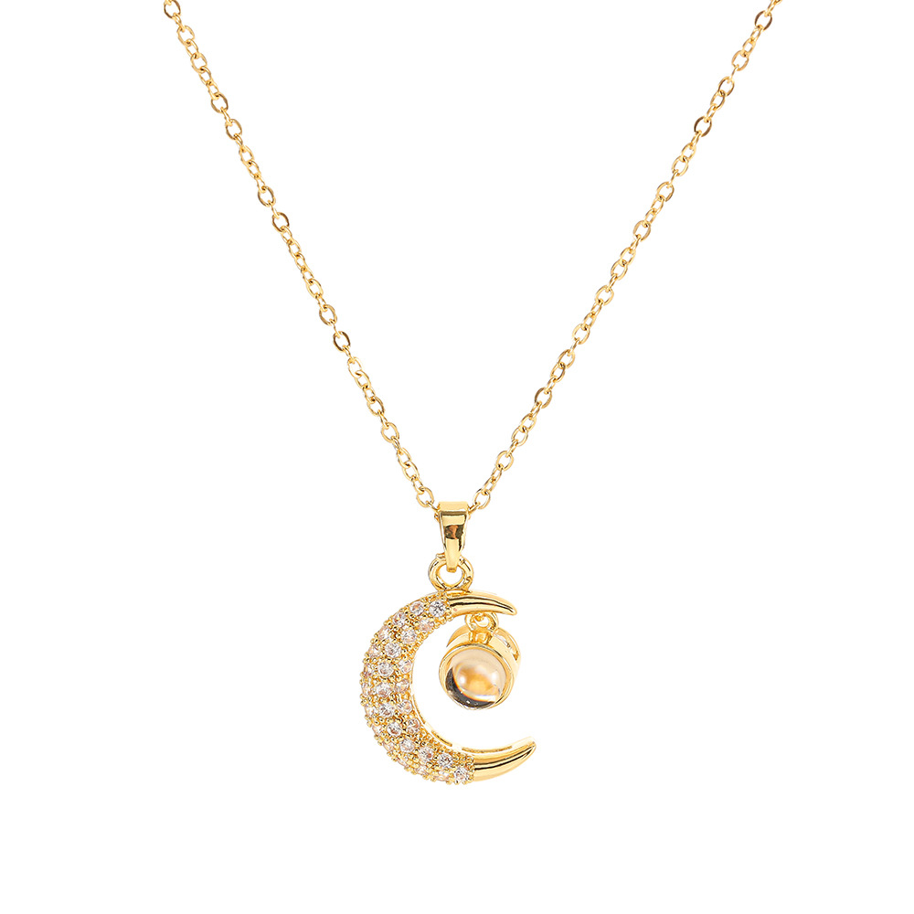Cross-border best-selling fashion projection moon titanium steel necklace, a unique and elegant women's light luxury collarbone chain, a versatile accessory for Internet celebrities Item Picture