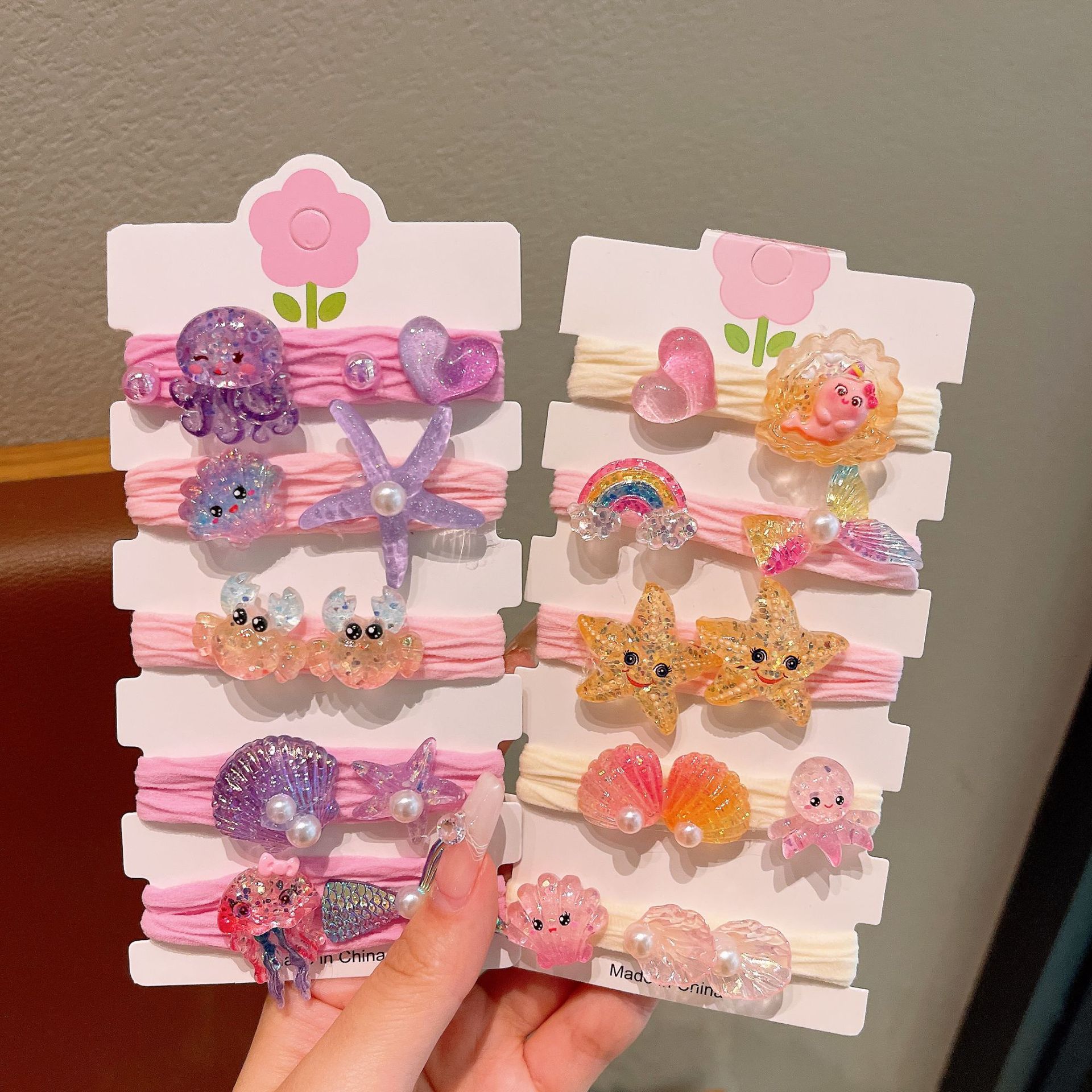 Colorful children's hair bands, shell starfish mermaid princess hair accessories, ocean style for girls, little girl hair ties, hair bands Application Scenario