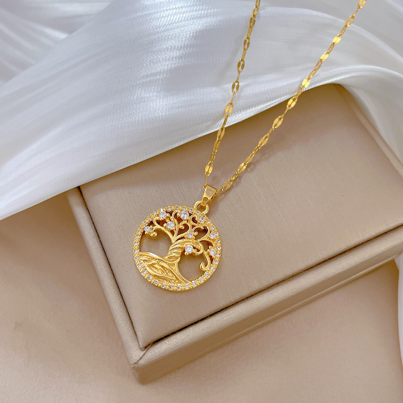 【 Titanium Steel 】 Life Tree Light Luxury Style, luxurious Full diamond necklace, versatile collarbone chain for female Internet celebrities, Titanium steel chain Application Scenario