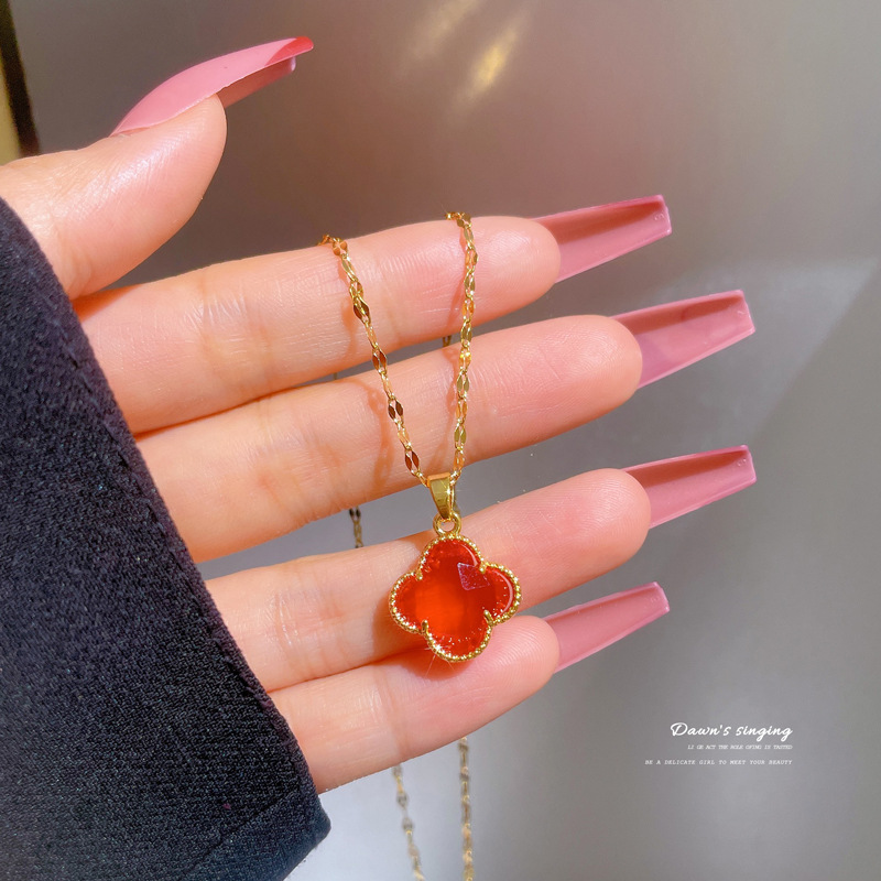 【 Titanium Steel 】 Light luxury slightly inlaid real gold flower minimalist necklace, new women's collarbone chain, light luxury and niche design sense details Picture
