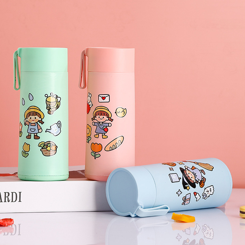 Cartoon glass water cup with a handle, double-layer heat-insulating glass water cup, cute children's portable cup, ground promotion gift cup Specification drawing