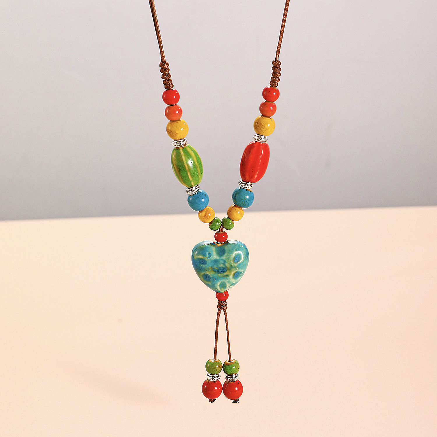 Retro ethnic style hand-woven long sweater chain, ceramic heart-shaped necklace, women's heart-shaped bracelet, jewelry and accessories Specification drawing