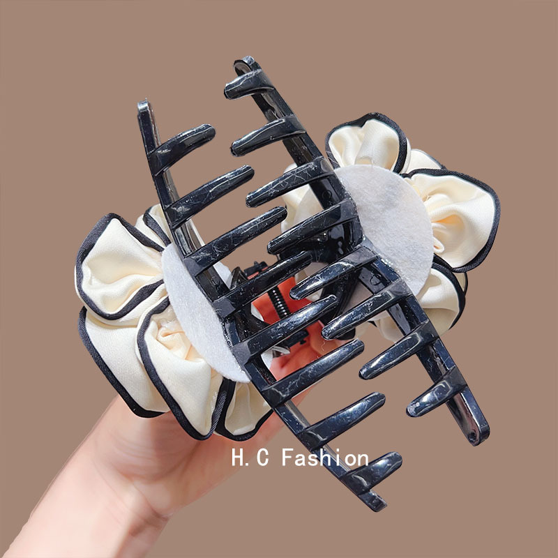 Elegant and refined camellia hair tie, hair clip, new high-end style, chanel-style bun head, semi-bun hair clip Specification drawing