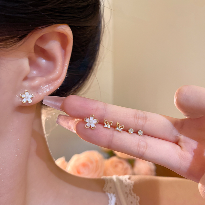 Zircon butterfly flower stud earrings for women, sweet, niche and versatile three-pair set earrings, design sense and personality earrings Application Scenario