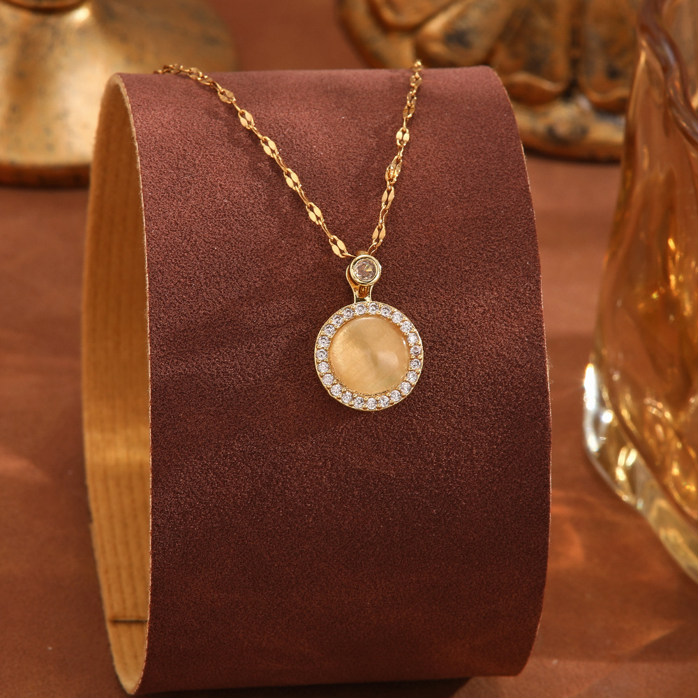 Cross-border rotating white zirconium oval petal necklace for women, a niche and high-end design, collarbone chain, non-fading titanium steel jewelry Specification drawing