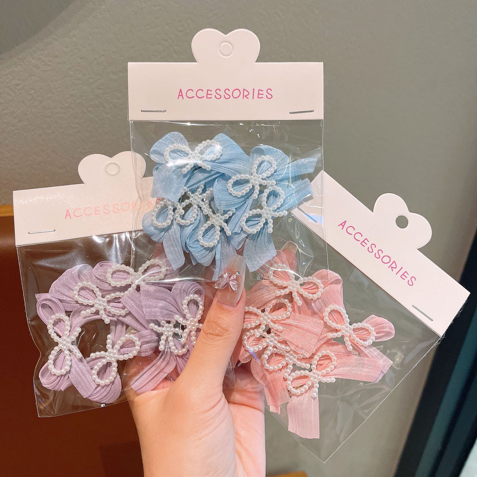 New blue checkered lace trim pearl rhinestone hair clips, children's hair clips, sweet and versatile hair accessories for girls, hair clips Specification drawing