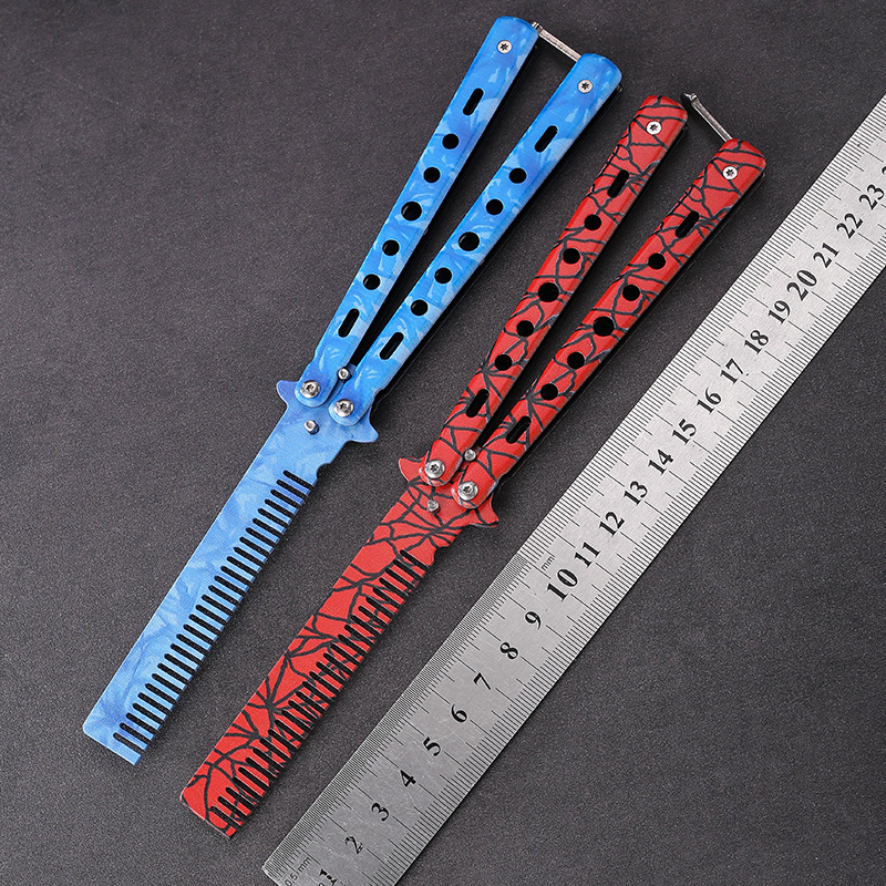 3D comb, butterfly comb, practice knife, practice comb, folding comb, the same toy as csgo game, knife swinging training tool Application Scenario
