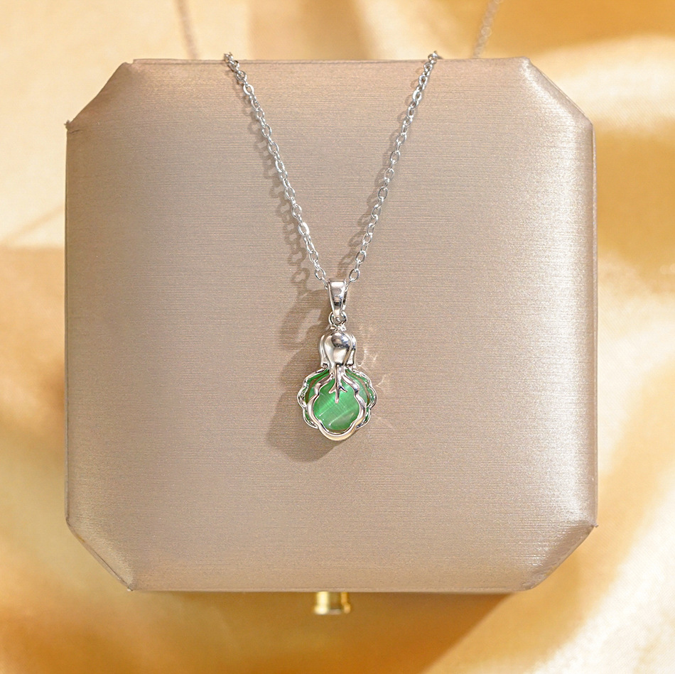 The titanium steel necklace with a traditional Chinese style, symbolizing wealth and prosperity, is a unique and luxurious collarbone chain for women, exuding a sense of fashion and sophistication full figure