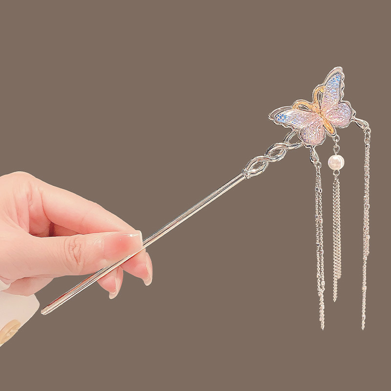 Super fairy butterfly pearl tassel hairpin, a unique feminine charm, a modern Chinese-style hair accessory with coiled hair on the back of the head Application Scenario