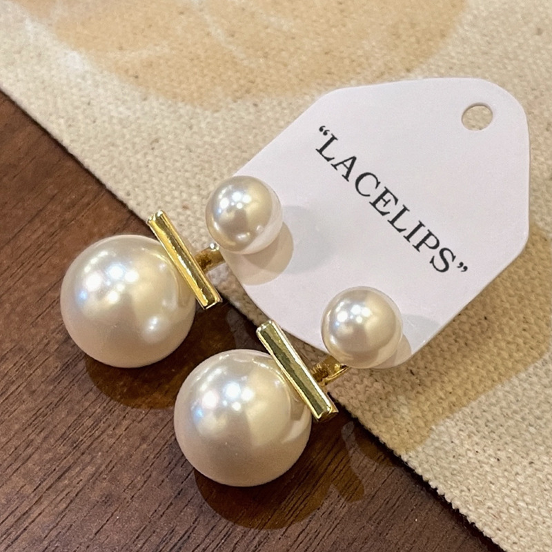 Wholesale of French pearl earrings for women's 2024 new, niche design, high-end and light luxury stud earrings Specification drawing