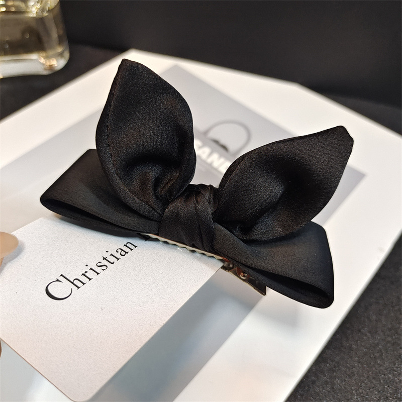 Retro and youthful ~ Black polka dot rabbit ear hairpins, flowing sea hair accessories, female top loose hair, adult side hair clips Specification drawing