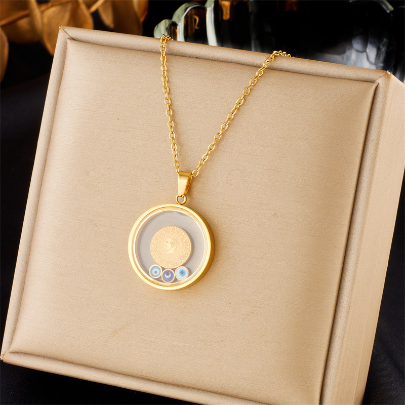 European and American fashion, niche design, simple and individual round plate eye pendant chain titanium steel necklace full figure
