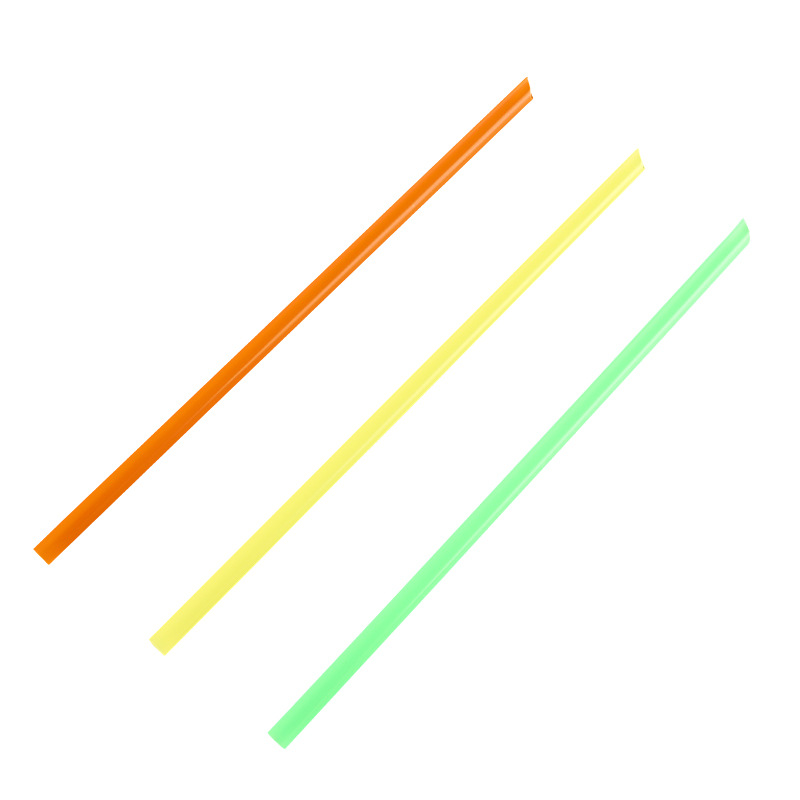Disposable small straws, individually packaged, are specially designed for milk tea shops. They are transparent plastic black thin straws for smoothie drinks and fruit juices Item Picture