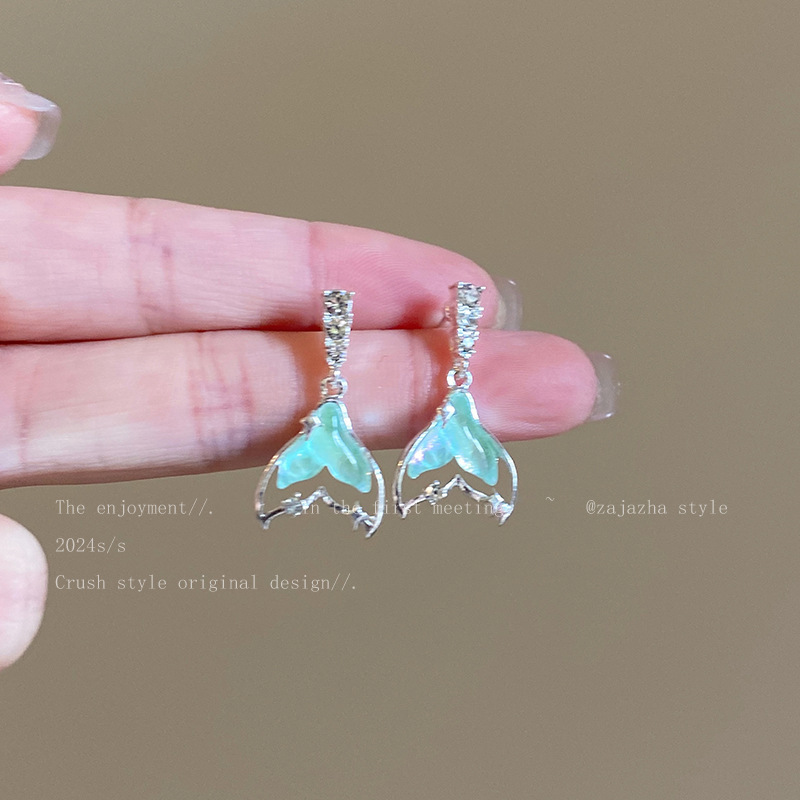 Colorful beauty fishtail zircon stud earrings for women, a high-end Korean-style, super fairy-like, niche and elegant style earrings, 925 silver needle details Picture