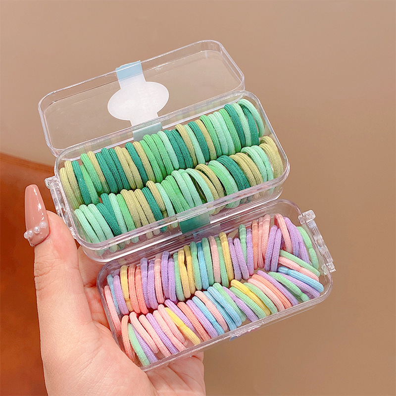The girl's small rubber band is not harmful to hair and has good elasticity. The thumb hair band is suitable for children and babies to tie up a cute chiu chiu hair tie and hair accessory Application Scenario