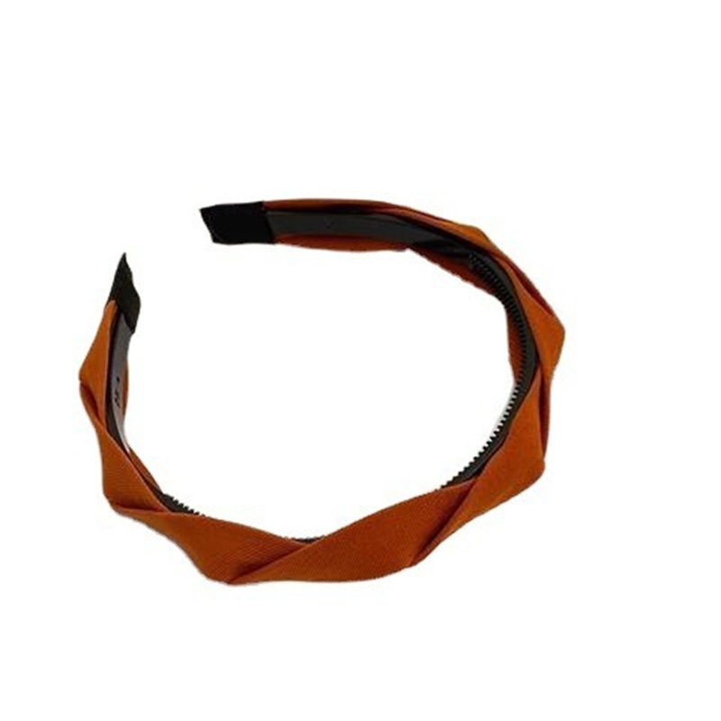 Korean style headband with teeth, anti-slip headband for autumn and winter, fabric woven braided elegant headband, bangs and broken hair clips Item Picture